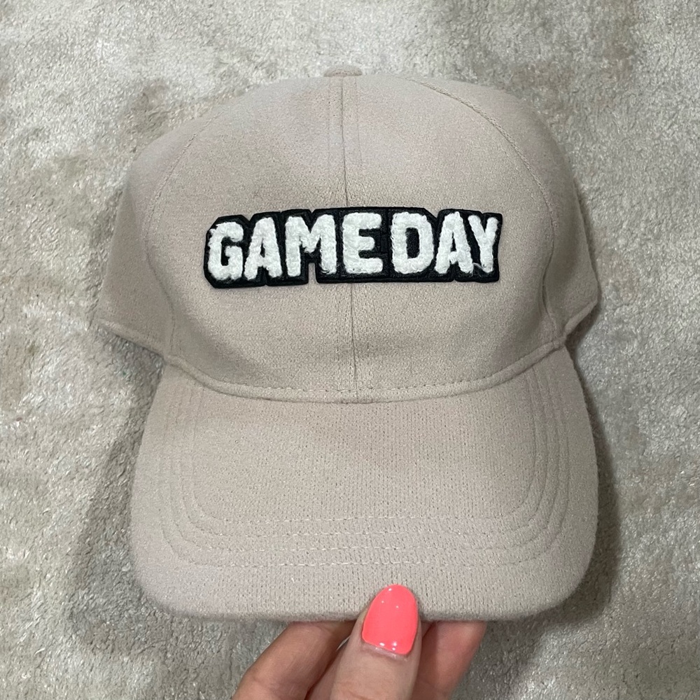 David and Young Cream ‘GAME DAY’ Baseball Cap hat